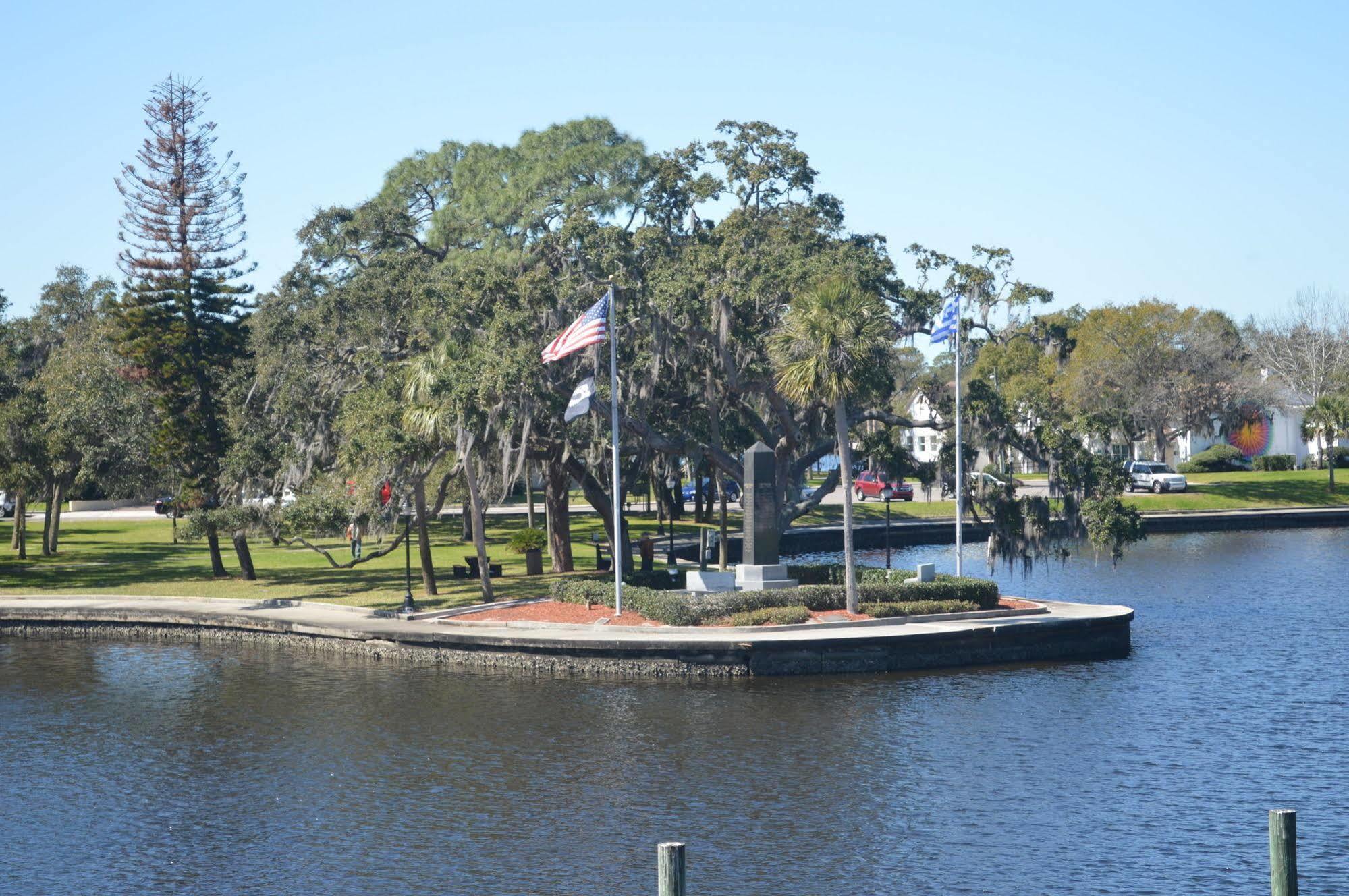Tarpon Inn Tarpon Springs Exterior foto